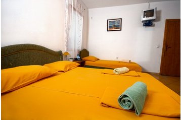 Czarnogóra Privát Ulcinj, Zewnątrz